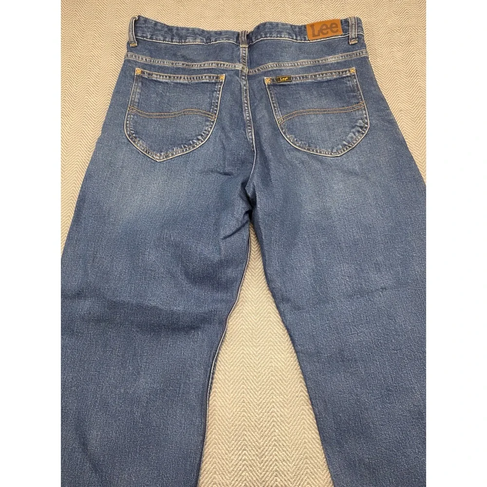 Lee jeans look durable